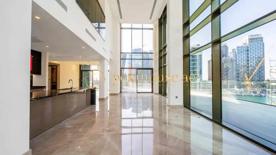 Dúplex de 4 dormitorios en Business Bay, UAE No. 133