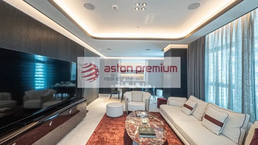 Apartamento de 4 dormitorios en Business Bay, UAE No. 241