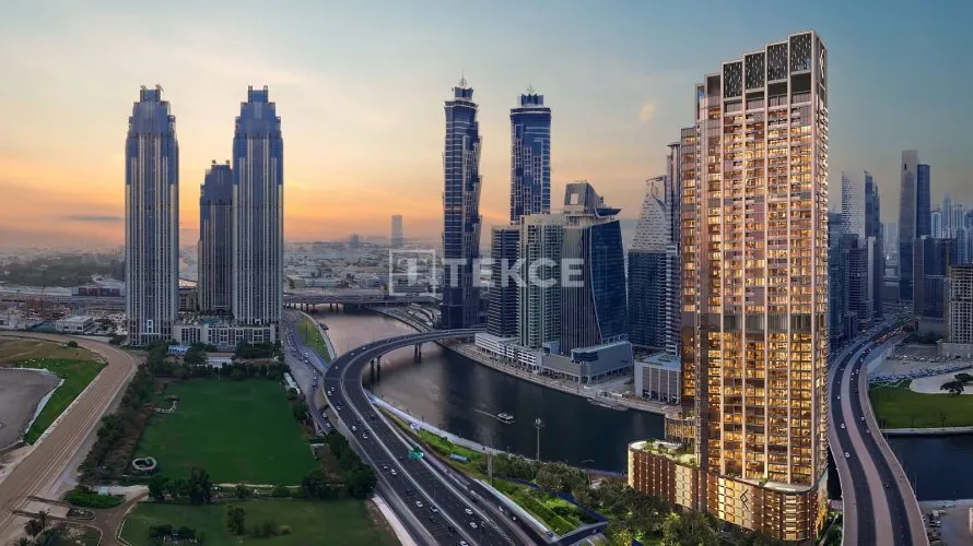 Apartamento de 4 dormitorios en Business Bay, UAE No. 216