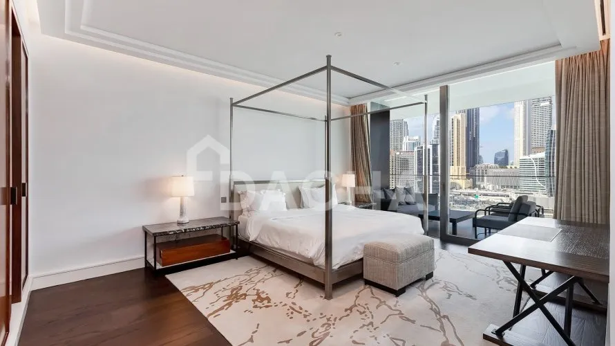 Apartamento de 4 dormitorios en Dorchester Collection Dubai, UAE No. 284 № 20