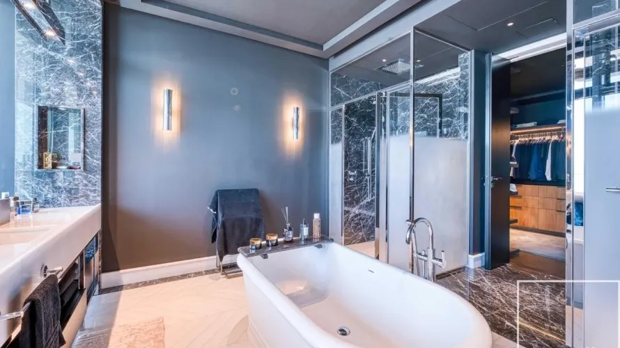 Apartamento de 4 dormitorios en Dorchester Collection Dubai, UAE No. 402 № 12