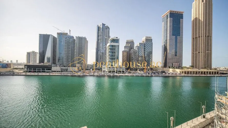 Duplex de 4 chambres à Business Bay, UAE No. 133 № 19