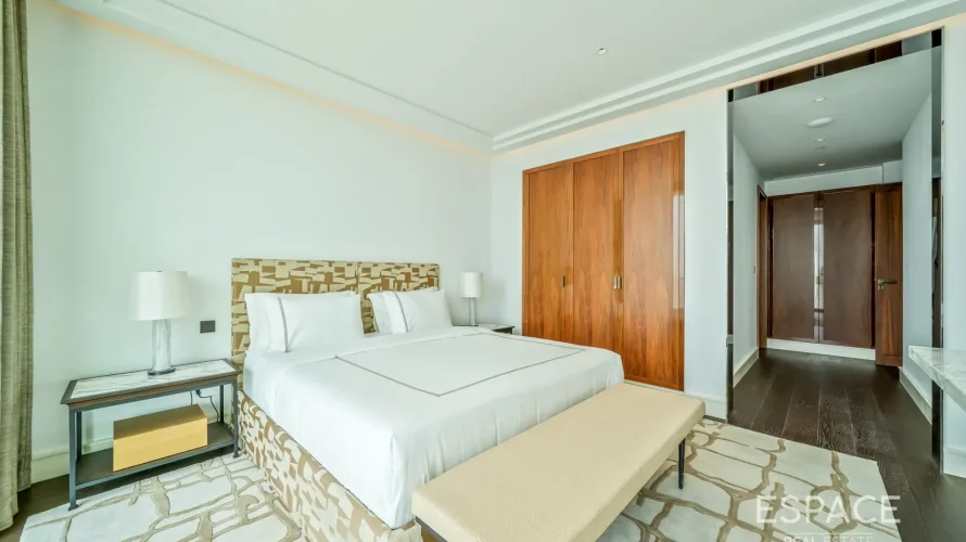 Дуплекс с 4 спальнями в  Dorchester Collection Dubai, Бизнес-Бэй, Дубай, ОАЭ №195 № 6