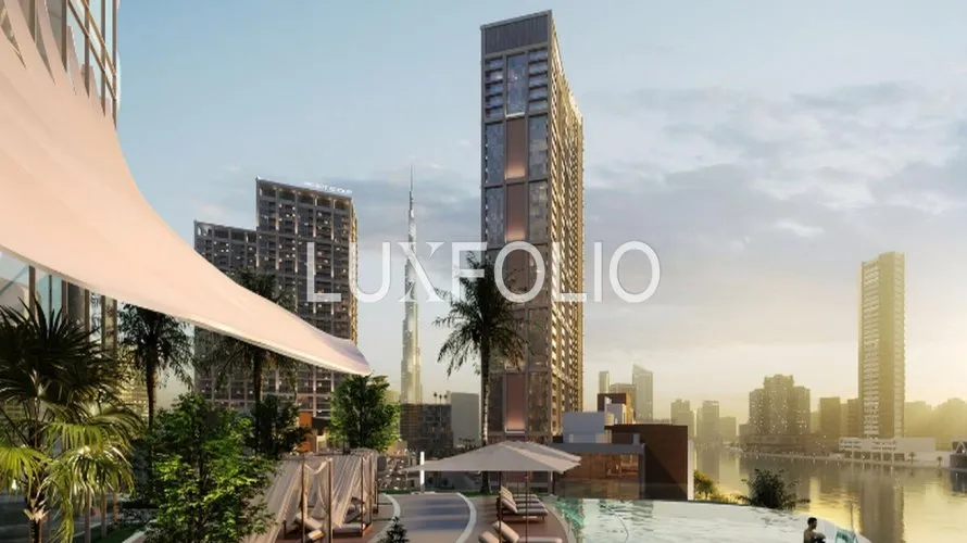 Квартира с 3 спальнями в JUMEIRAH LIVING BUSINESS BAY, Бизнес-Бэй, Дубай, ОАЭ №312 № 2
