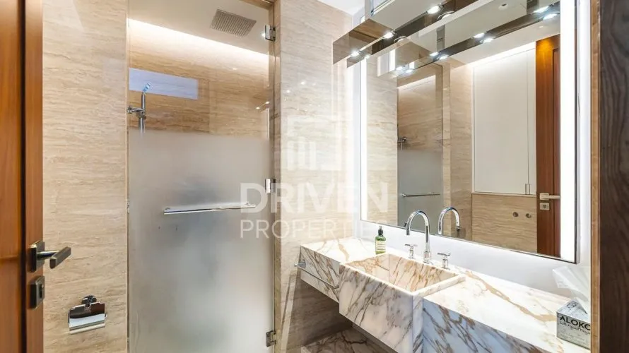 Квартира с 4 спальнями в Dorchester Collection Dubai, Бизнес-Бэй, Дубай, ОАЭ №389 № 3