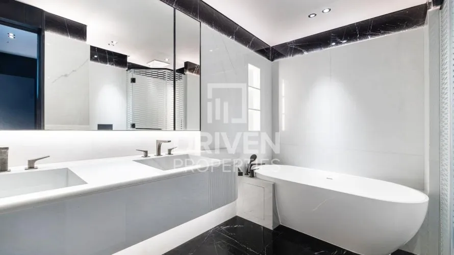 4 bedrooms apartment for sale, Business Bay, Dubai, UAE No. 393 № 12